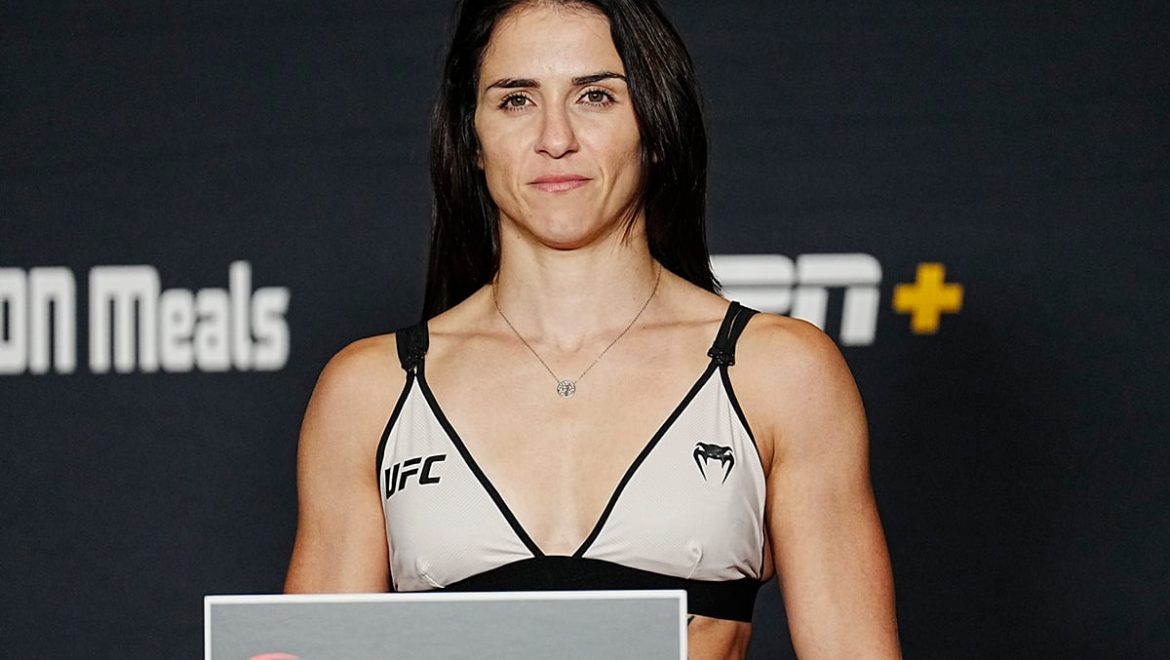 Norma Dumont fica sem adversária